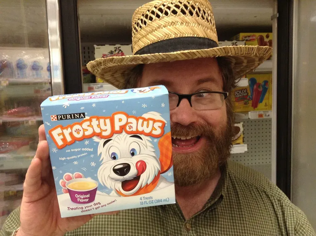 Ice Cube Trays and Frozen Treats: Summer Enrichment on a Budget (JeepersMedia, Flickr, CC BY 2.0)