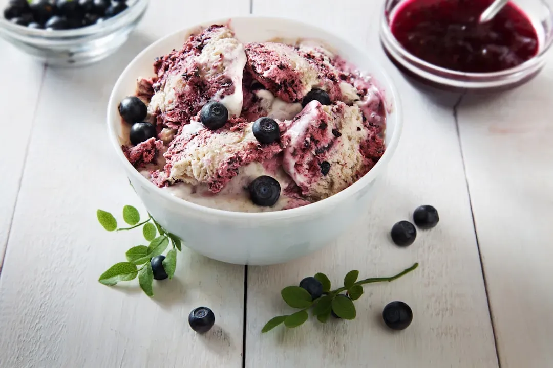 #5: Frozen Yogurt and Blueberry Pops (Image Credits: Unsplash)