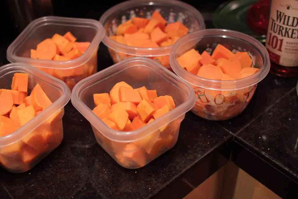 2. Food Allergies: When Dinner Is the Problem (mccun934, Flickr, CC BY 2.0)