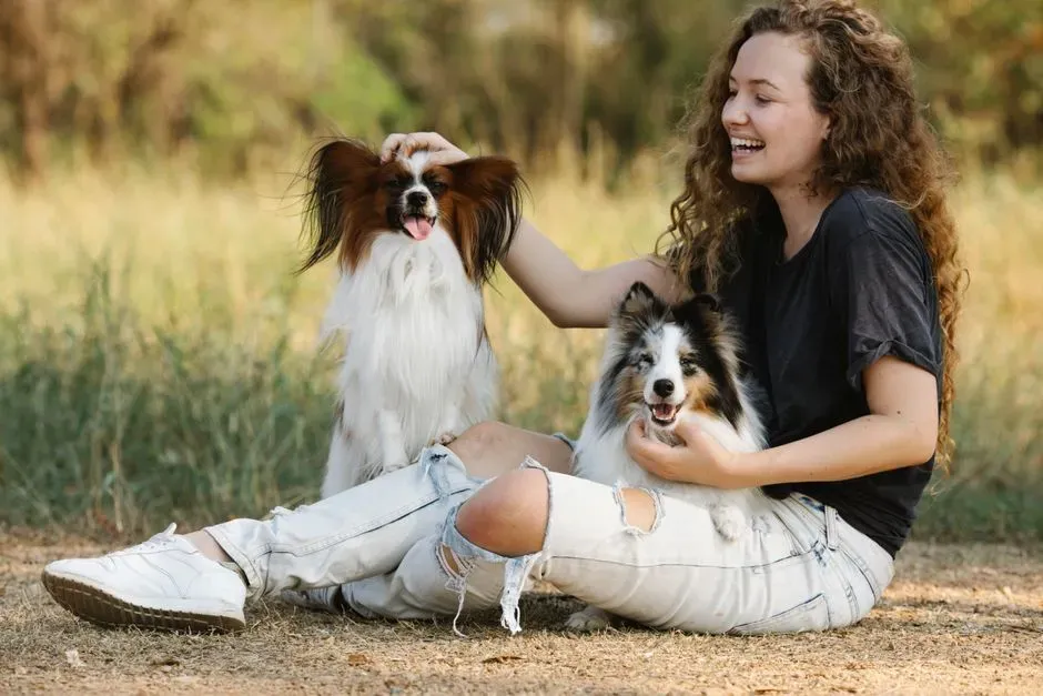 #1. Dogs Are Hardwired to Register the Sound of Your Laughter (Image Credits: Pexels)