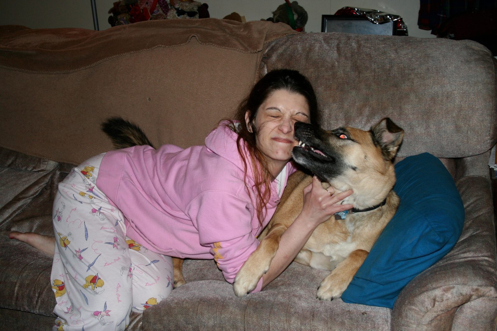 They Sleep Next to You or in Your Bed (Image Credits: Wikimedia)