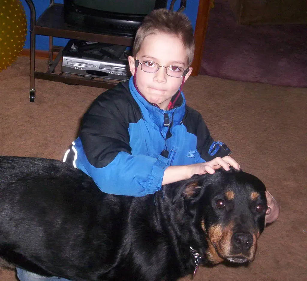 Scorpio and the Rottweiler: Intense Guardians with Hidden Softness (Image Credits: Flickr)