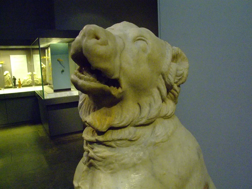 Aries: The Molossian Hound (access.denied, Flickr, CC BY-SA 2.0)