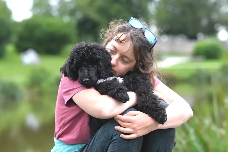 5. Poodle: Brains, Curls, and a Heart That Understands (Image Credits: Pexels)