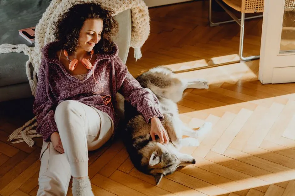 #5 – Sitting on the Floor Beside Them During Storms (Image Credits: Pexels)