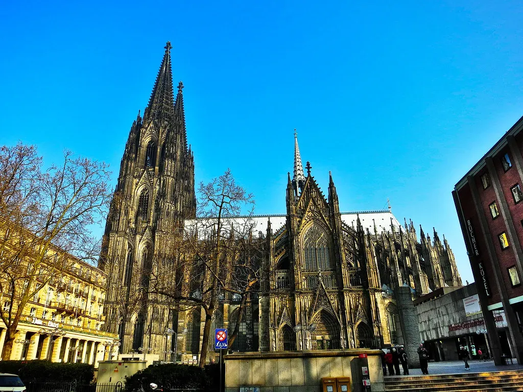 1. The Self-Correcting, Multi-Century Building Cultures Themselves (Image Credits: Flickr)