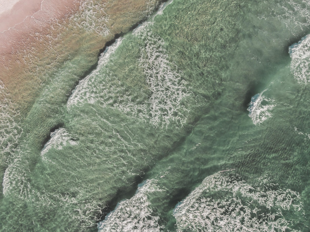 The P-Wave Connection (Image Credits: Pixabay)