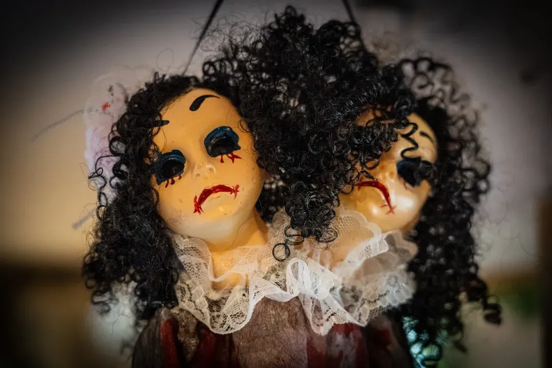 6. Cursed And “Haunted” Objects That Unsettle Staff And Visitors (Image Credits: Unsplash)