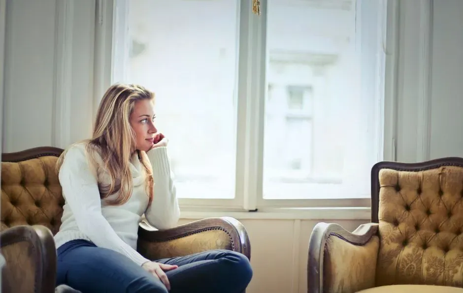 Homesickness as a Safety Alarm, Not a Character Flaw (Image Credits: Pexels)