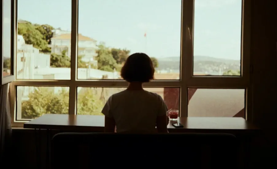 4. They Quietly Rewrite Reality To Avoid Guilt (Image Credits: Unsplash)