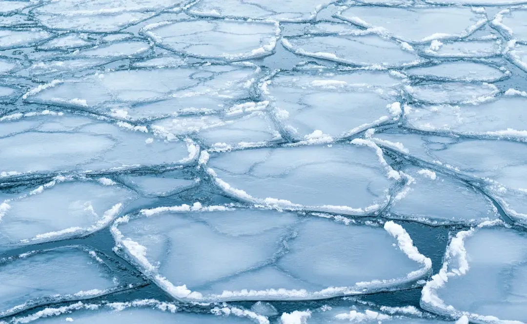 The Baikal “Ice Rings” and Cracks, Siberia (Image Credits: Unsplash)