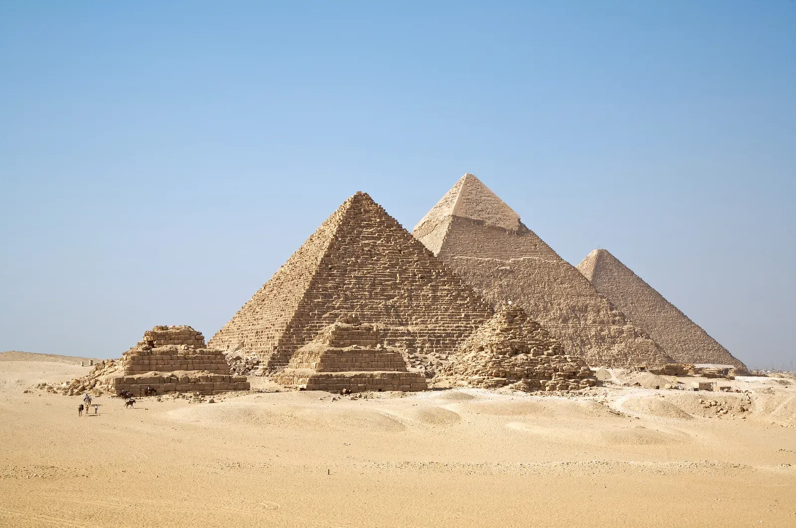 #1 - The Giza Pyramids And Sphinx Complex, Egypt: Alignments That Won't Go Away (All Gizah Pyramids, CC BY-SA 2.0)