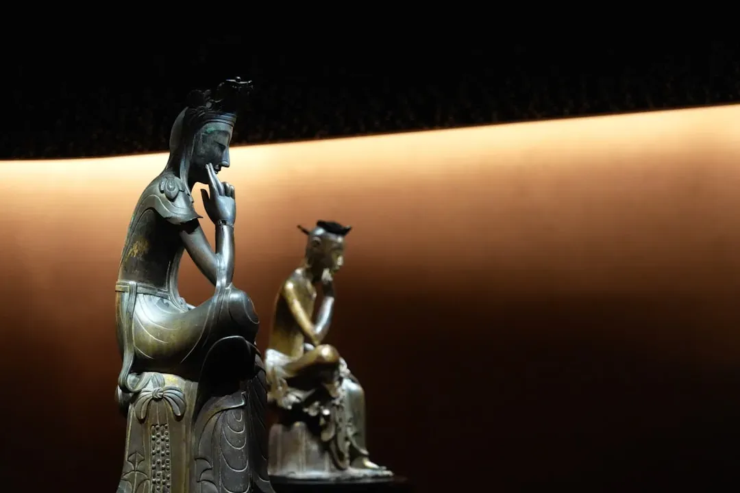 Philosophers’ Puzzles: Zombies, Chinese Rooms, And You (Image Credits: Unsplash)