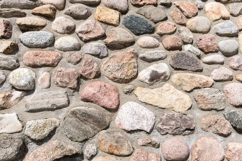 #6 - The Wall Has a Predictable Pattern, Even When It Looks "Random" (Image Credits: Pexels)