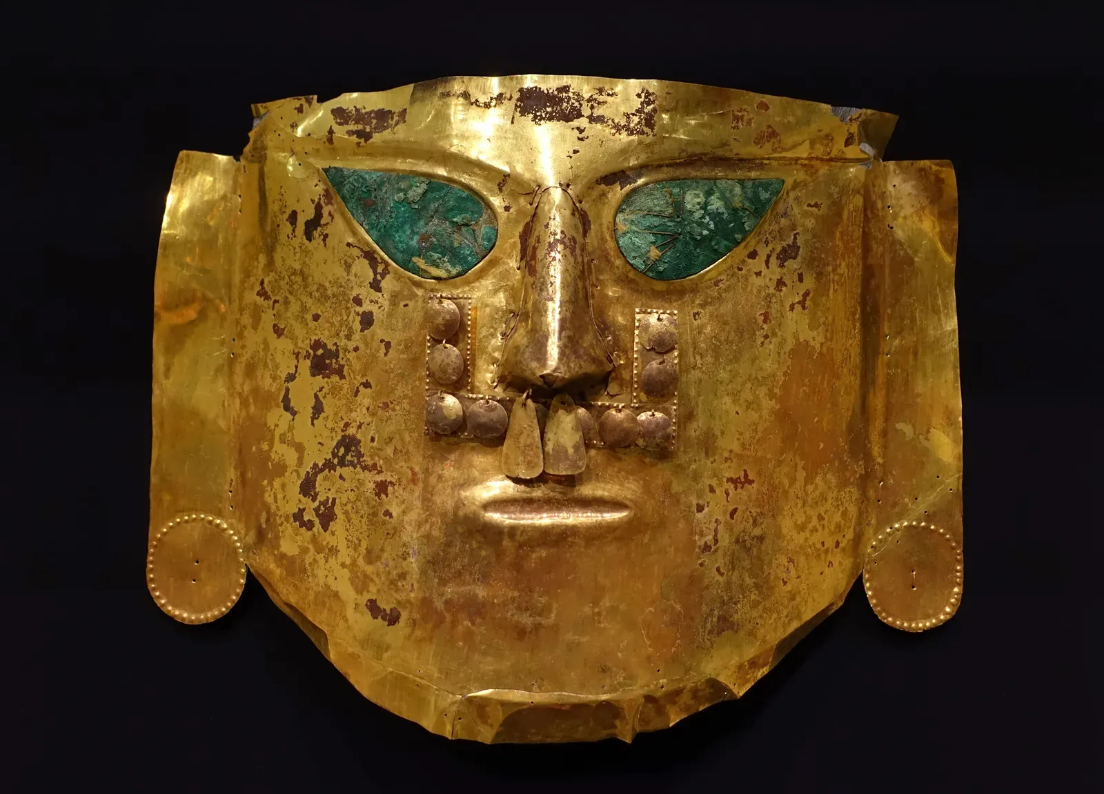 #5. Ethnographic "Ceremonial Objects" That Source Communities Reject (By Daderot, Public domain)