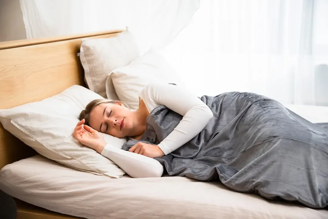 How To Make Peace With It: Practical Steps To Calm Your Brain At Night (Image Credits: Unsplash)