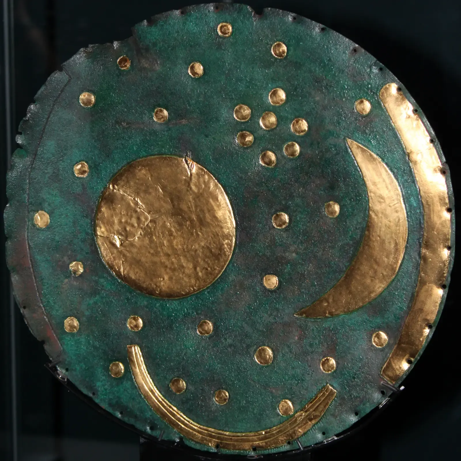 #6 The Nebra Sky Disk: Sophisticated Astronomy in Bronze Age Europe (Self-photographed Anagoria Taken on 17 August 2012, Public domain)