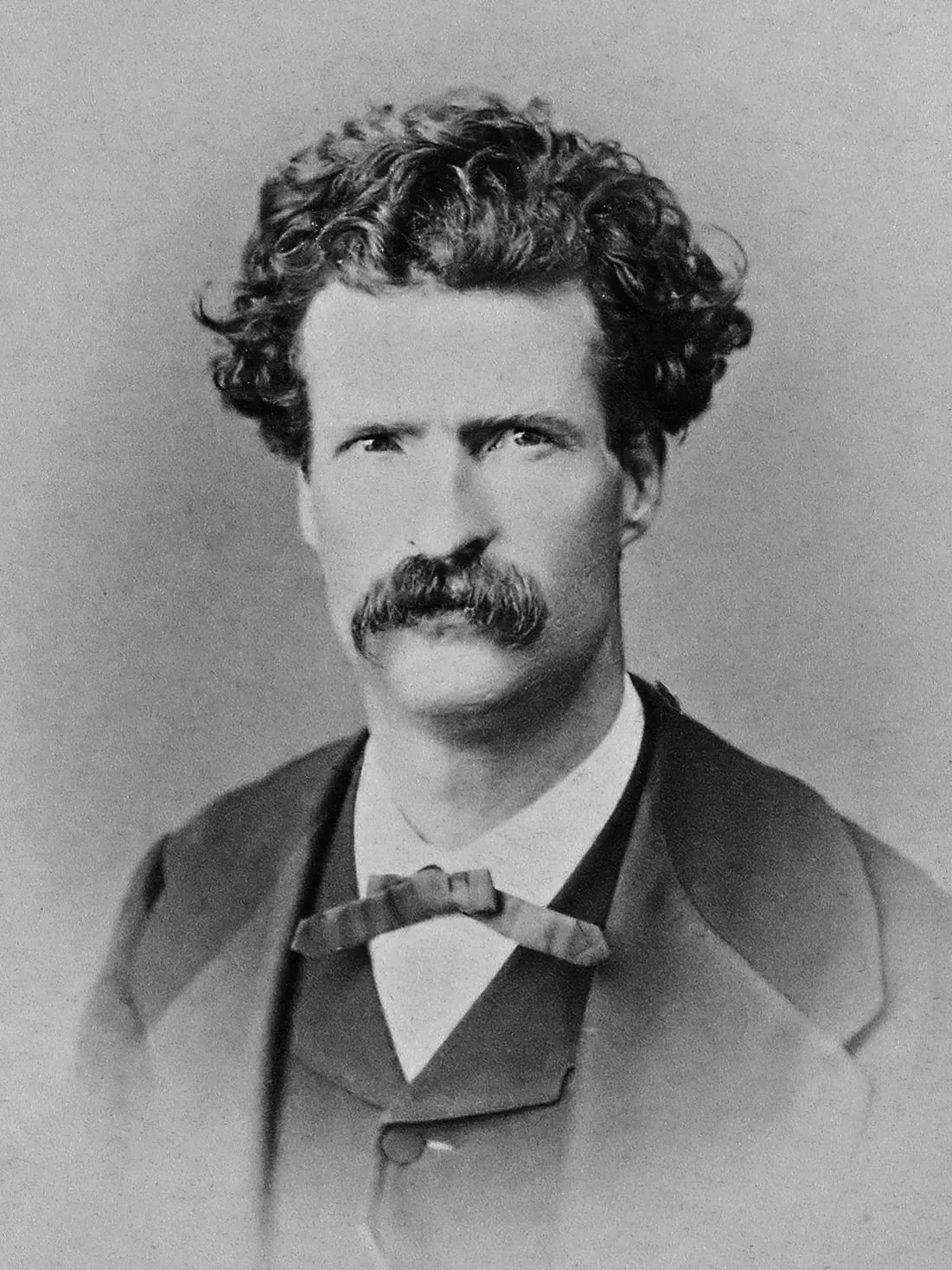 4. Mark Twain's arrival and departure with Halley's Comet (Library of Congress, Public domain)