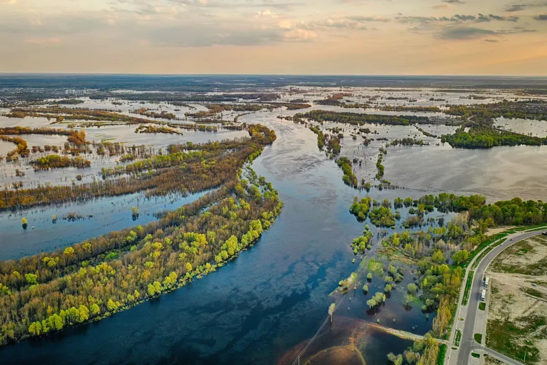 Coasts on the Edge: Delta Lands That Are Sinking and Growing (Image Credits: Unsplash)