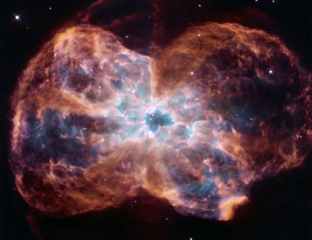 Planetary Nebula: The Sun’s Beautiful Final Performance (Image Credits: Flickr)