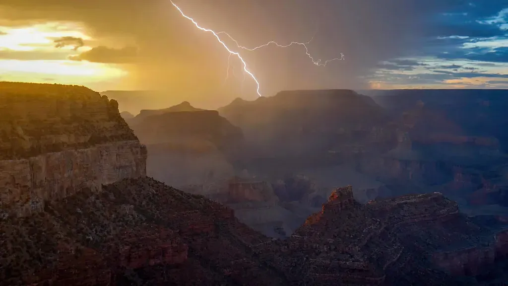 Climate Change, Heat, and Extreme Storms in the Canyon (Grand Canyon NPS, Flickr, CC BY 2.0)