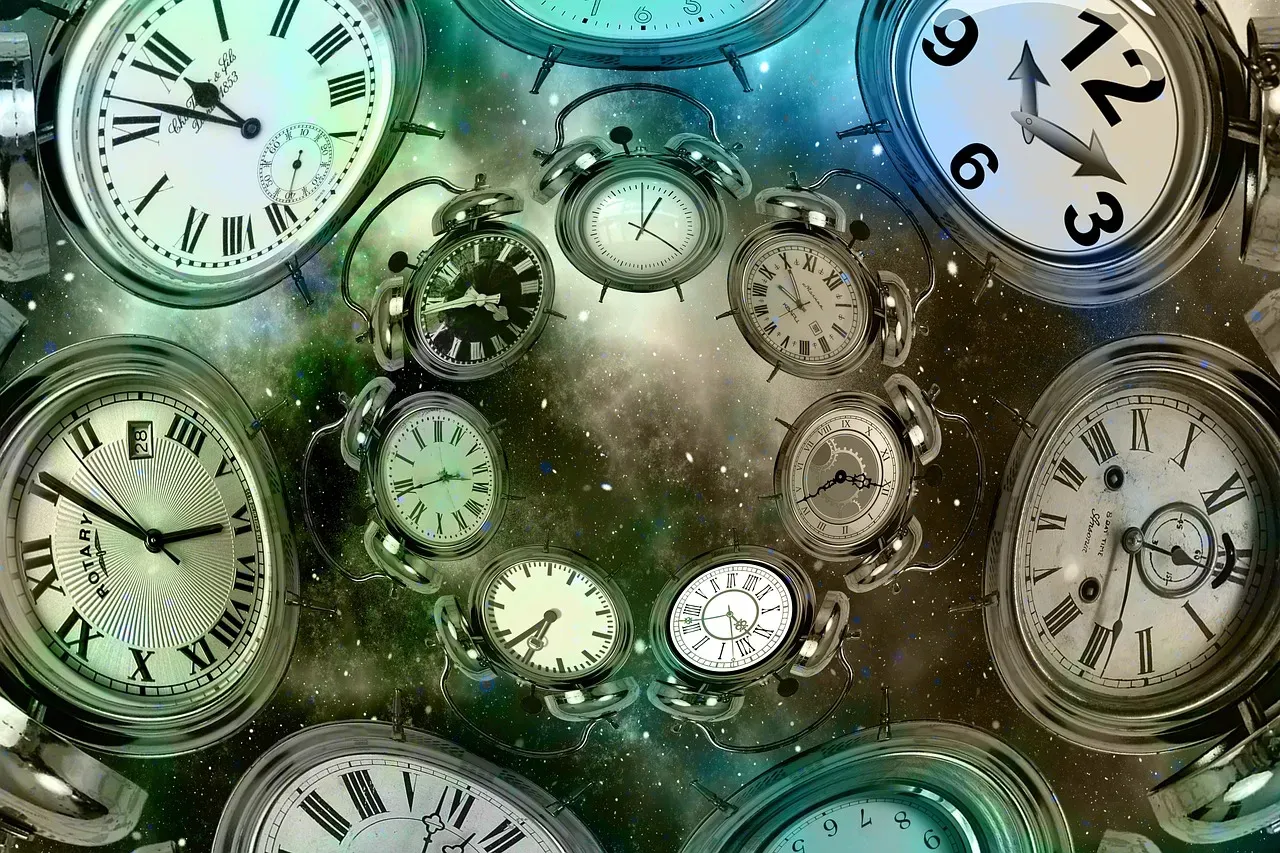 Why Physics Loves Time Travel More Than Neuroscience Does (Image Credits: Pixabay)