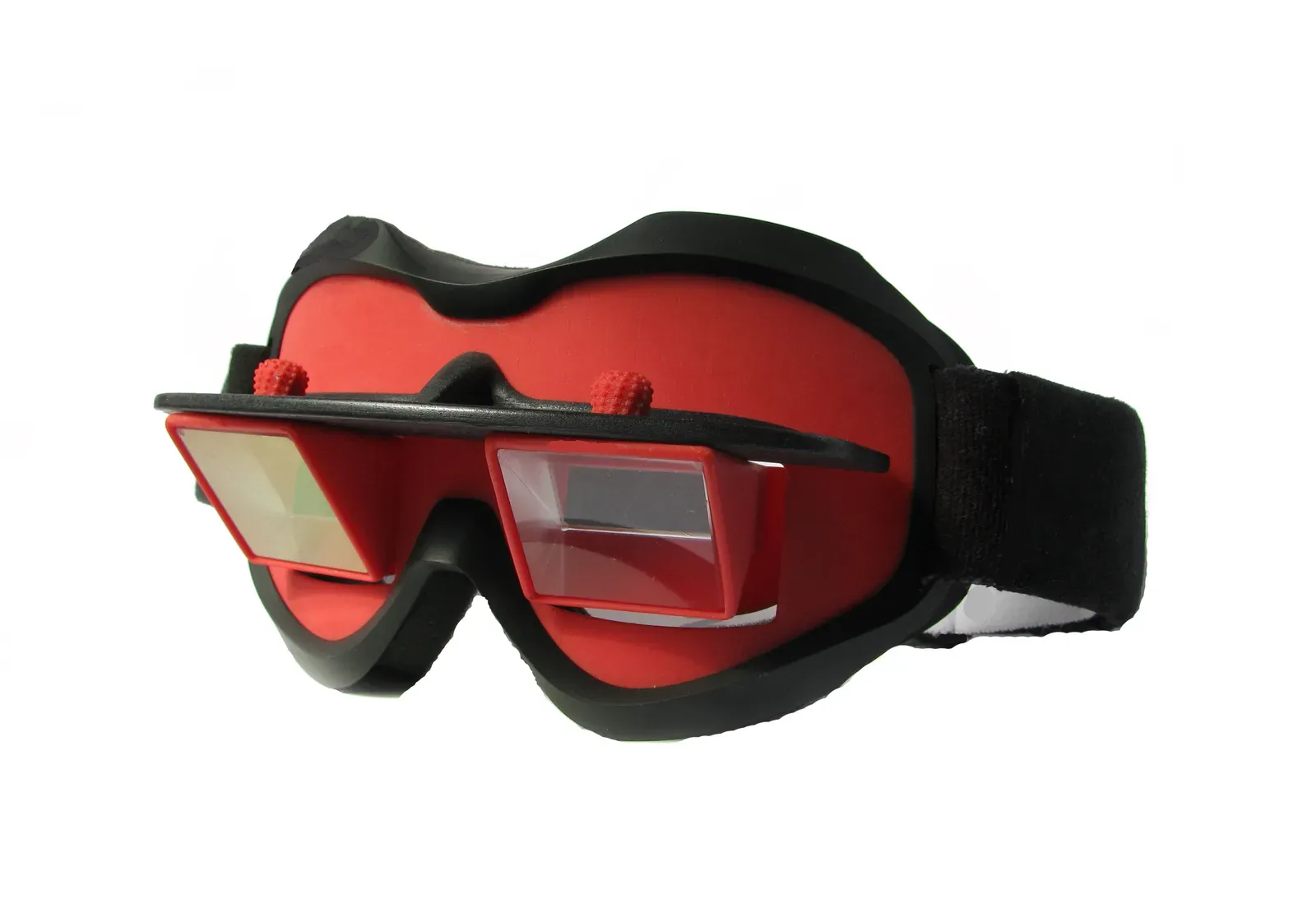 Flipping the Brain’s Map of the World: Upside‑Down Vision Goggles (Image Credits: Wikimedia)