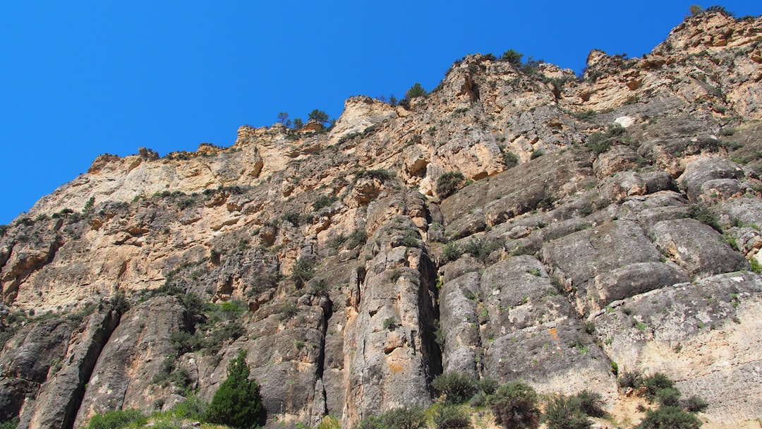 Pinnacles National Park - California's Hidden Gem (Image Credits: Unsplash)