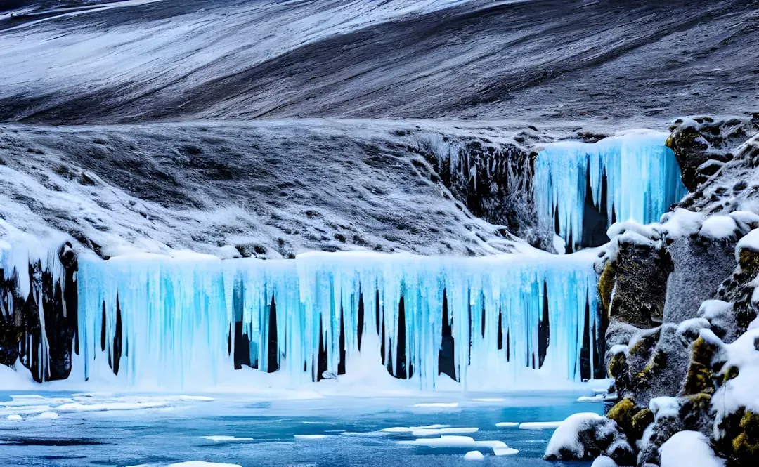 8. The Mpemba Effect: When Hot Water Freezes Faster Than Cold (Image Credits: Unsplash)