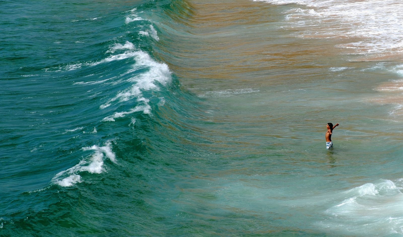 Why These Mysteries Matter Far Beyond the Open Sea (Image Credits: Wikimedia)