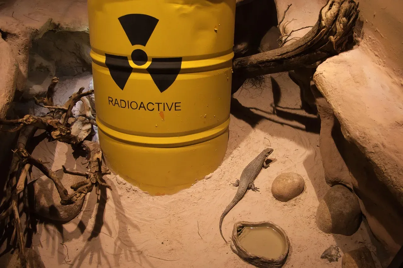 #19 - Radioactive Cargo Packed Like Ordinary Freight (Image Credits: Pixabay)