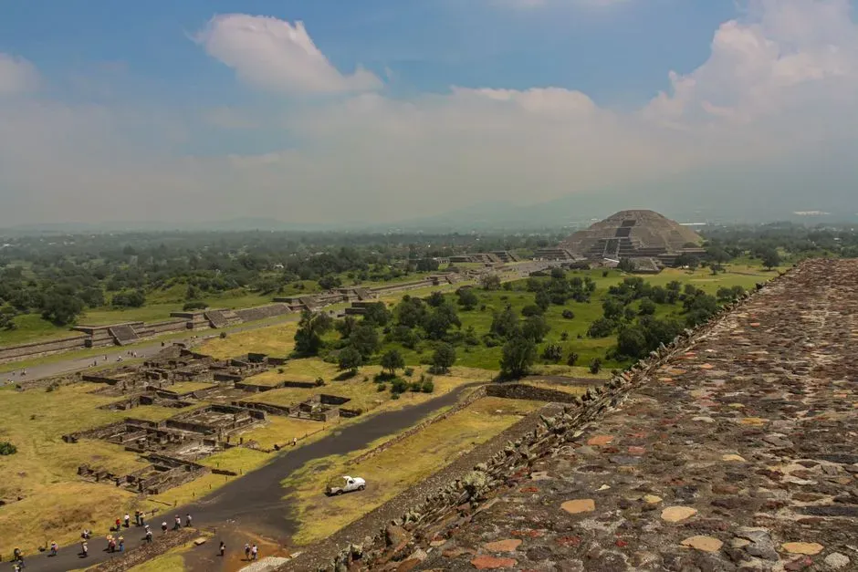 13. Early Urban Planning in Mesoamerica That Challenged the “Simple Village” Phase (Image Credits: Pexels)