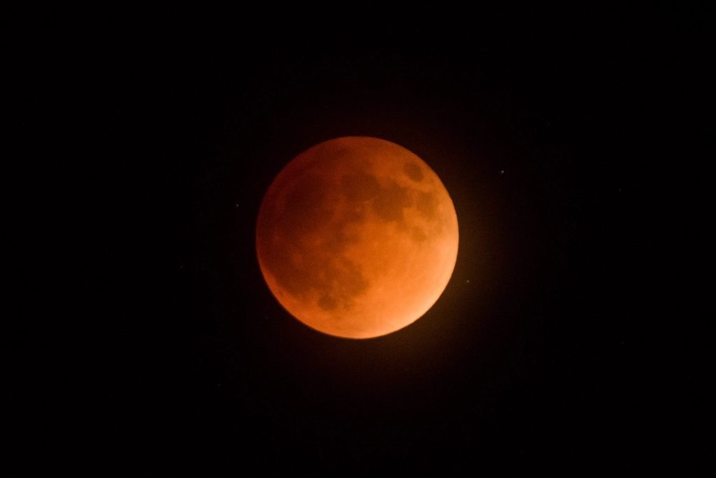 Lunar Eclipses and Blood Moons: Omens in Earth’s Shadow (Image Credits: Rawpixel)