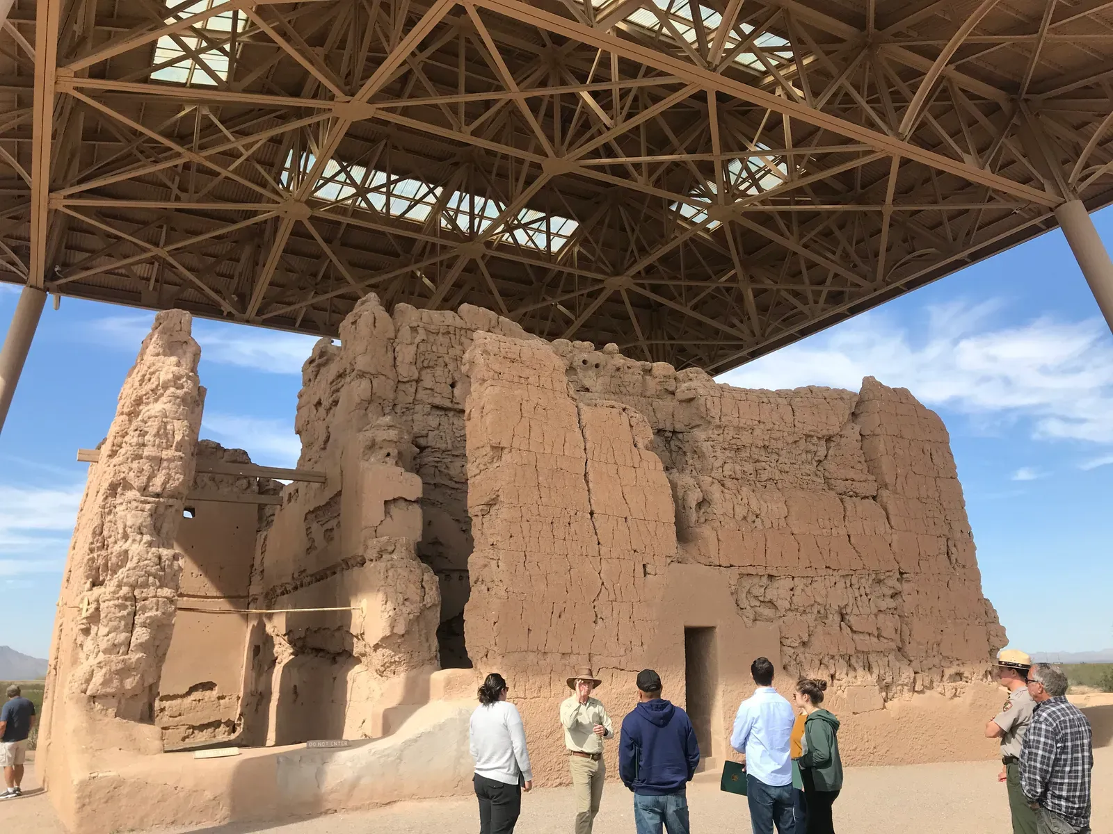 Casa Grande: The Desert Mystery House (Image Credits: Wikimedia)