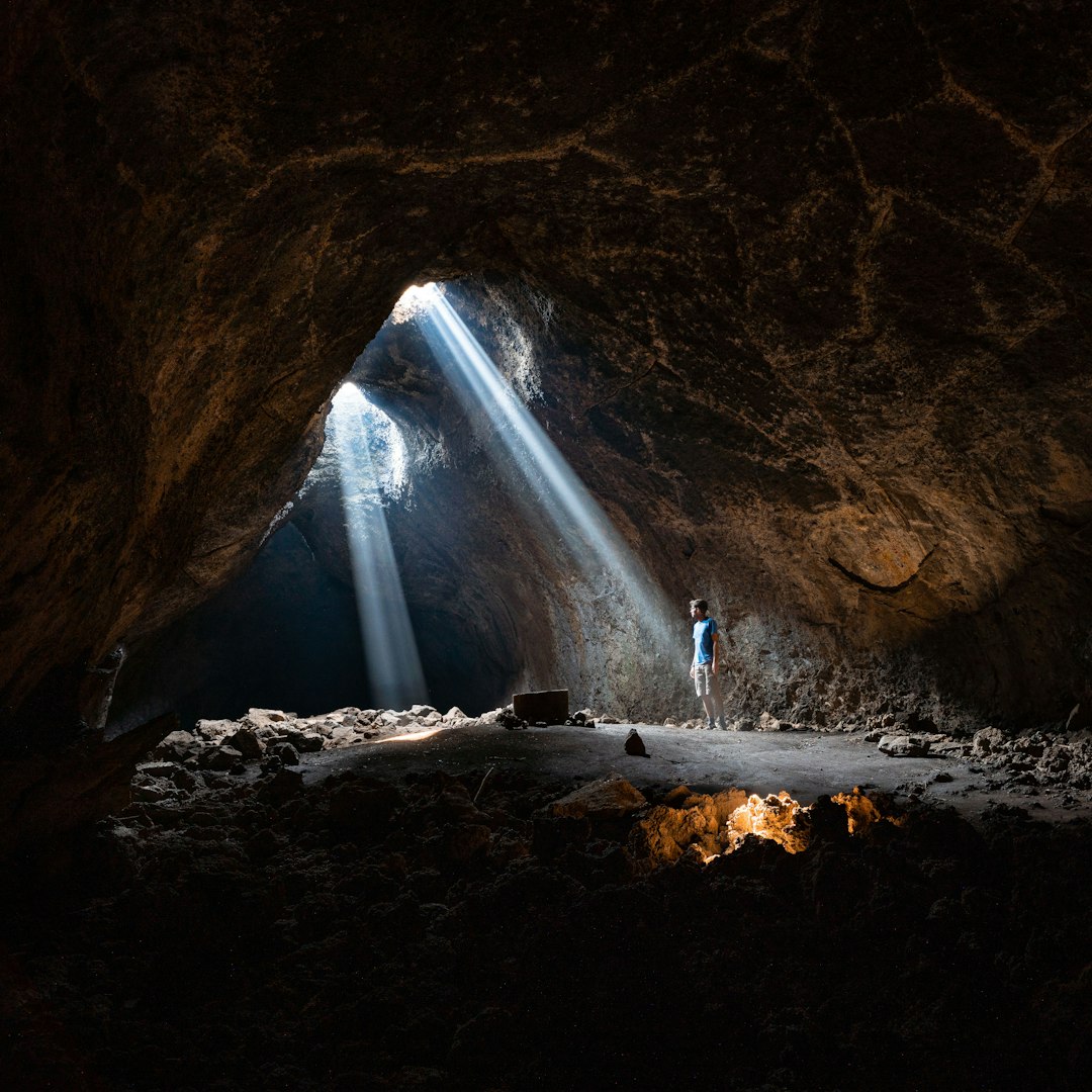 Oregon Caves, Oregon (Image Credits: Unsplash)