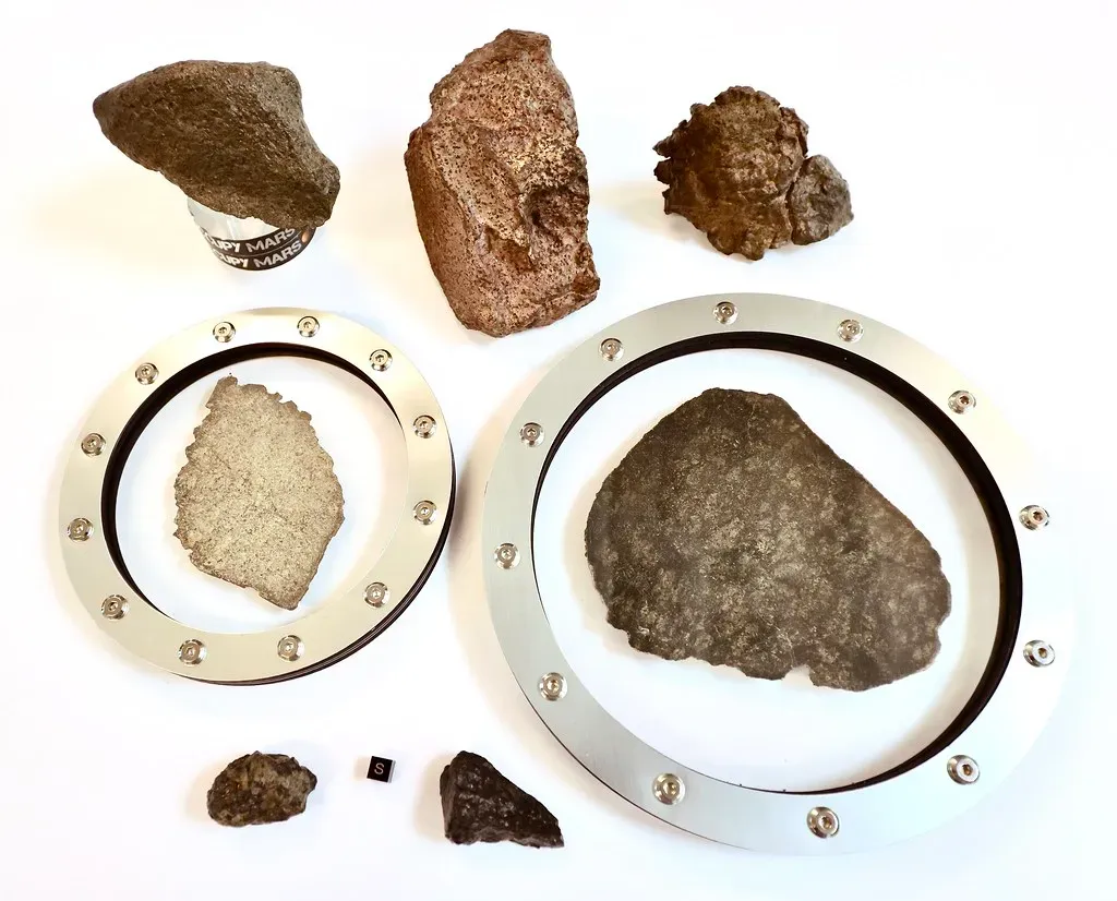 The Mars Sample Return Ambition: Bringing Mars to Your Lab (jurvetson, Flickr, CC BY 2.0)