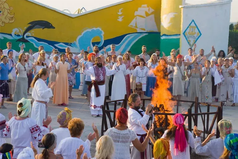 Indigenous and Animist Views: Death as Transformation, Not Disappearance (Narodna Pravda, CC BY 2.0)