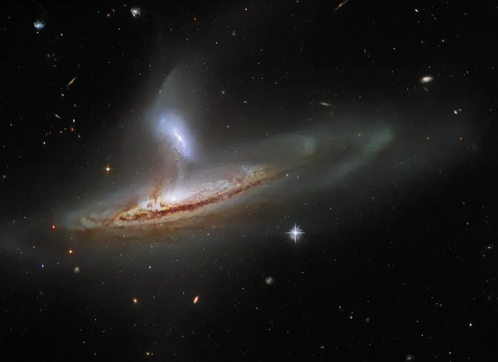 2. Gravity: Newton’s Invisible Force Holding the Cosmos Together (Image Credits: Flickr)