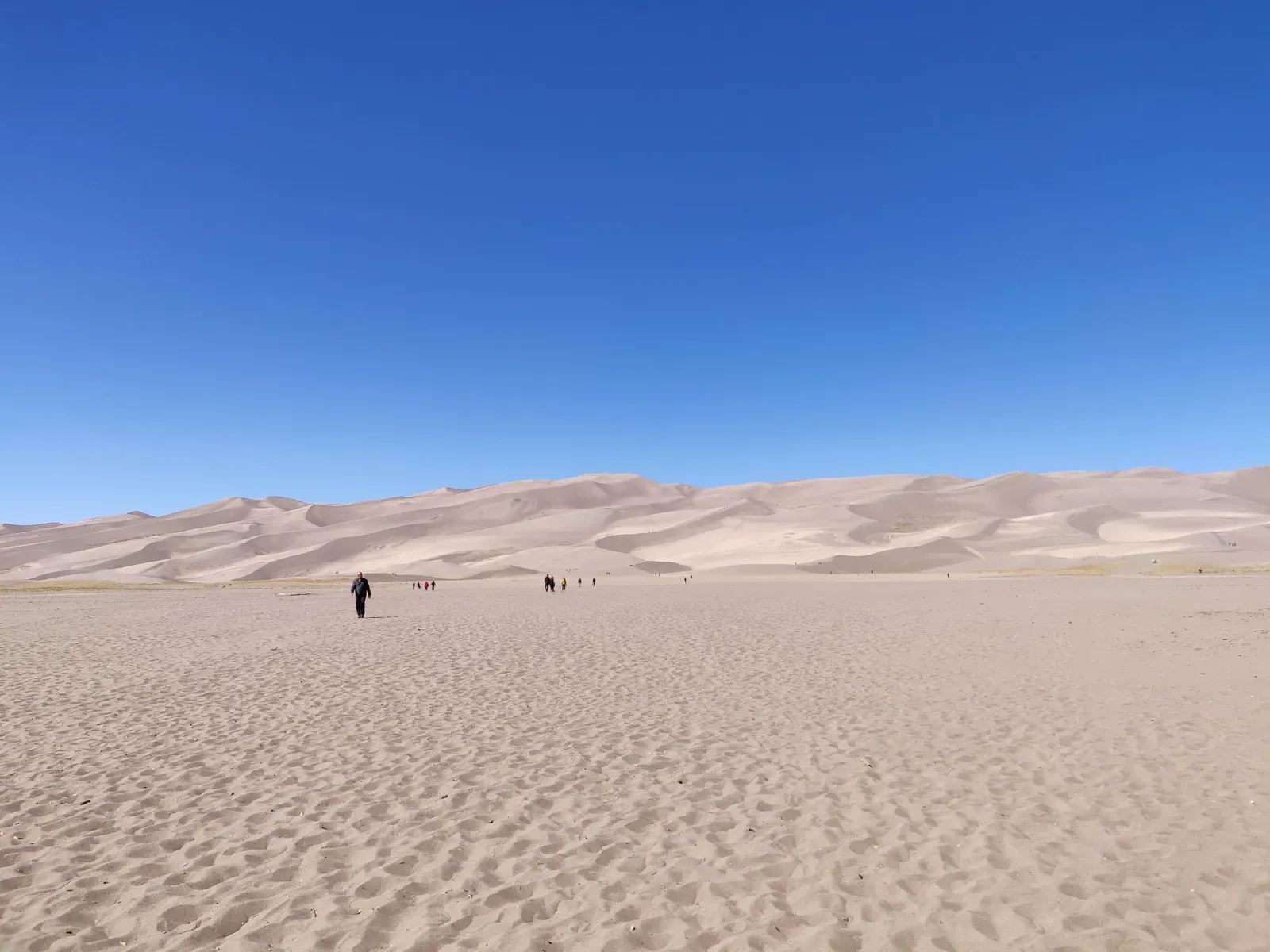 14. The Great Sand Dunes, Colorado: A Towering Inland Desert (By Mshuang2, CC0)