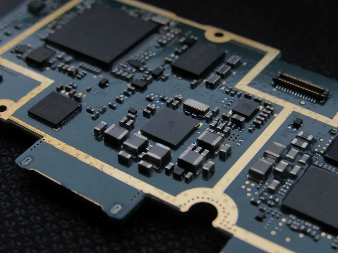 1. Your Smartphone’s Processor (Image Credits: Unsplash)