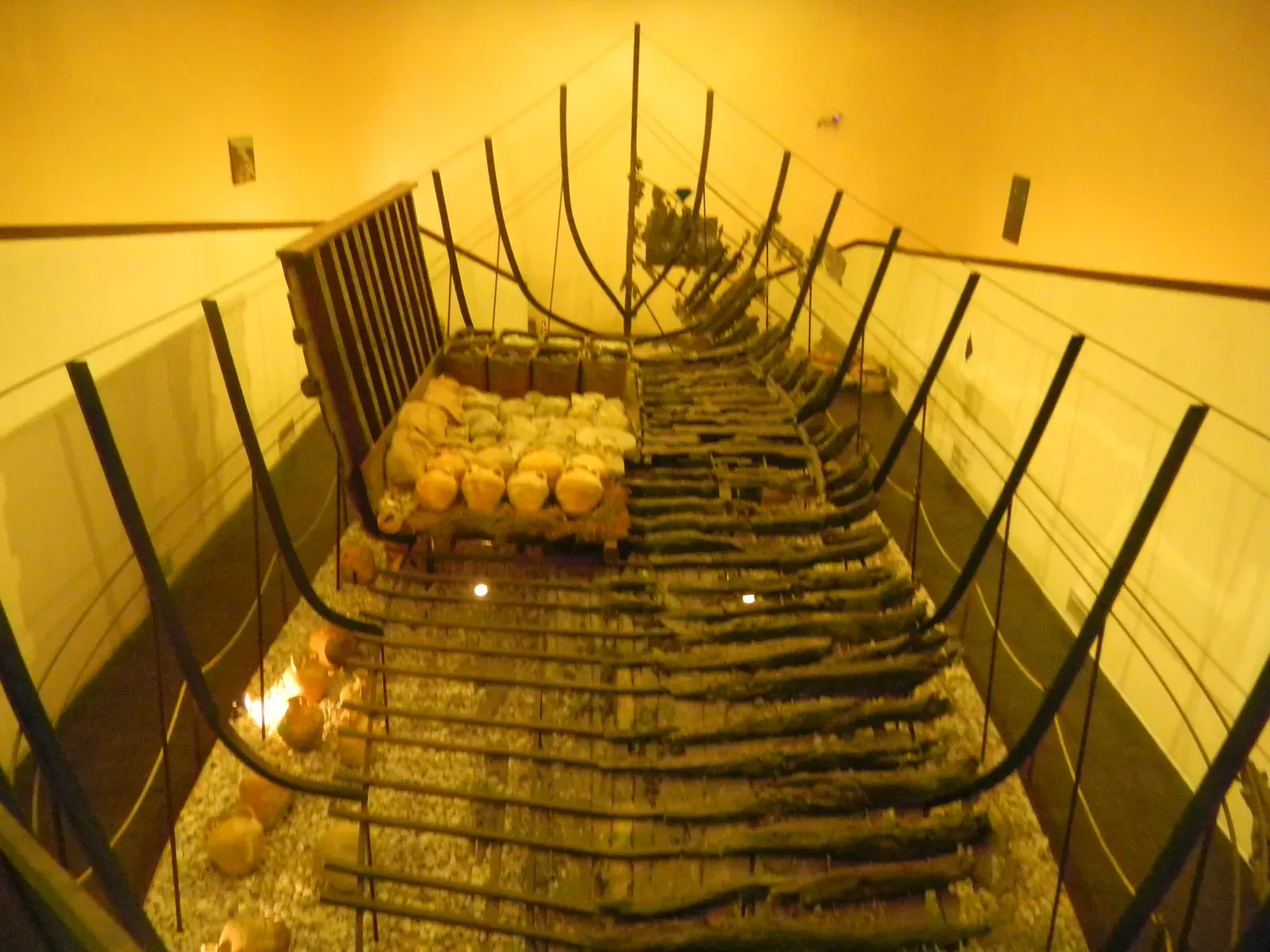 #3 - The Serçe Limanı Glass Wreck: Early Frame-First Thinking in the Mediterranean (By Elisa Triolo, CC BY-SA 2.0)