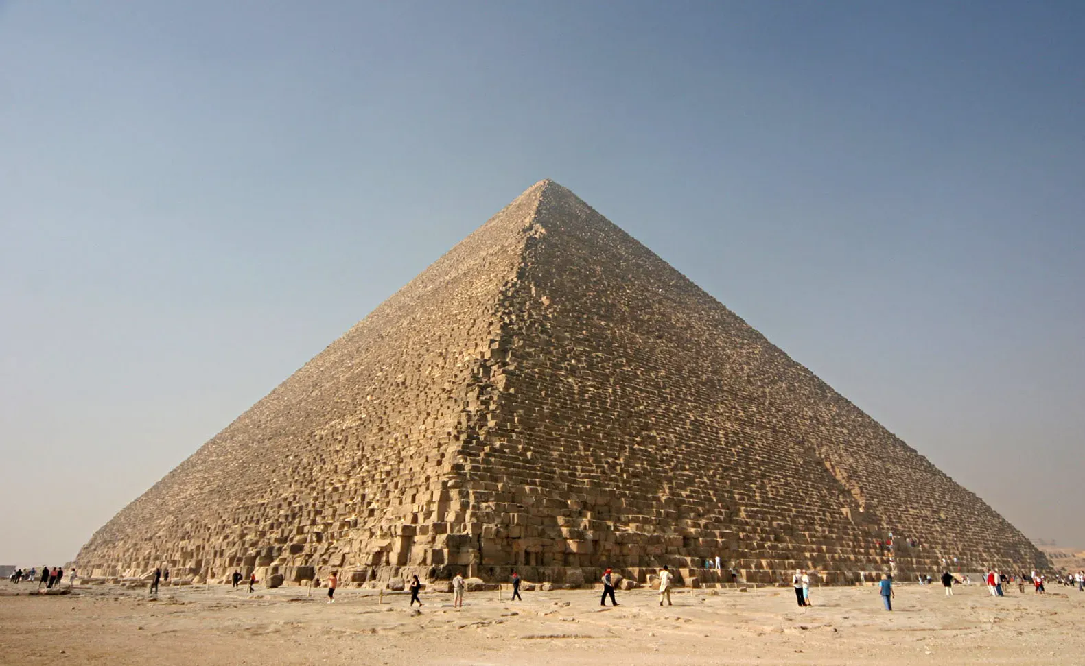 #1 - The Great Pyramid's Alignment and Internal Engineering (By Nina, CC BY 2.5)