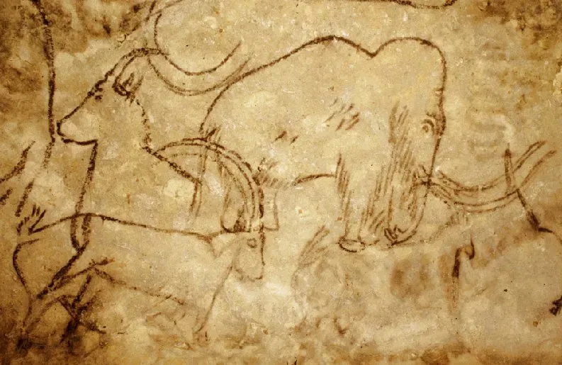 #7 Rouffignac Cave, France – A Tourist Cave Hiding Mammoths In Plain Sight (By Cave painter, Public domain)