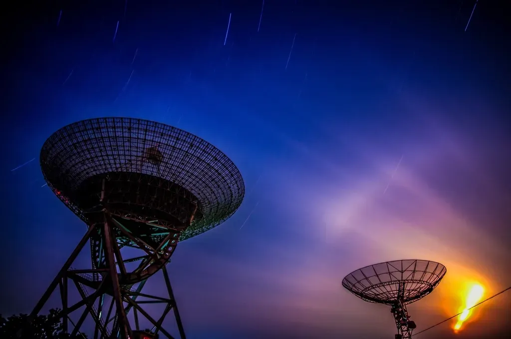 Listening to the Stars: The Search for Technological Civilizations (Image Credits: Rawpixel)