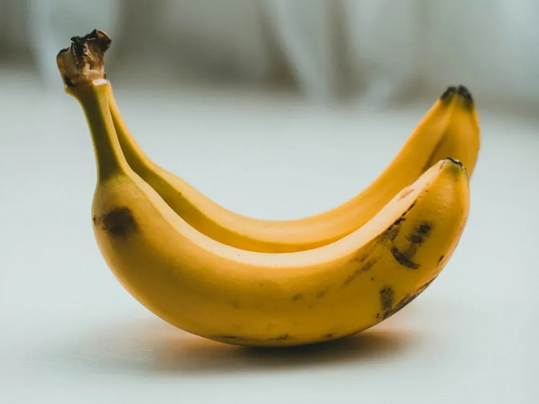 You Share Roughly Half Your DNA With Bananas (Image Credits: Unsplash)