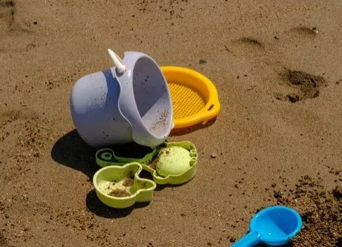 10. Toys and Playthings from the Beach (Image Credits: Pexels)