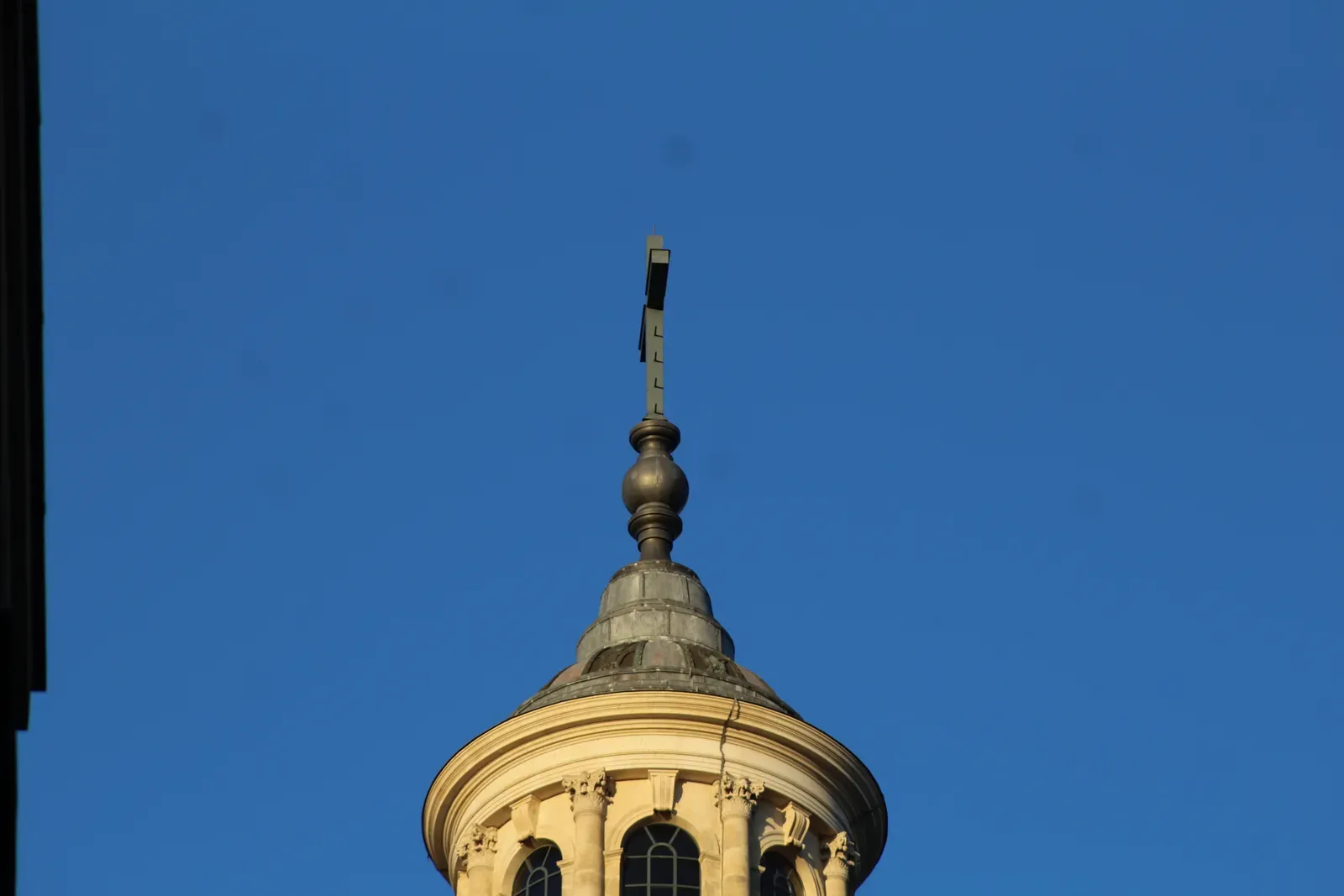 The Roman Pantheon: Mastering the Concrete Dome (Image Credits: Wikimedia)