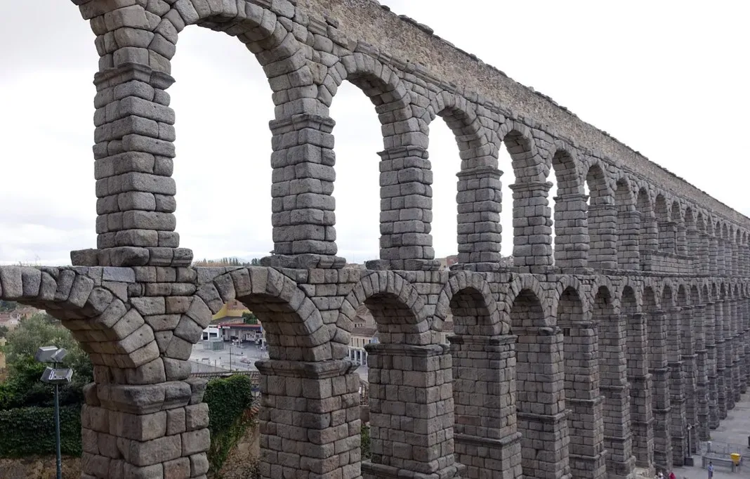 What Their Engineering Still Teaches Us Today (Image Credits: Pixabay)