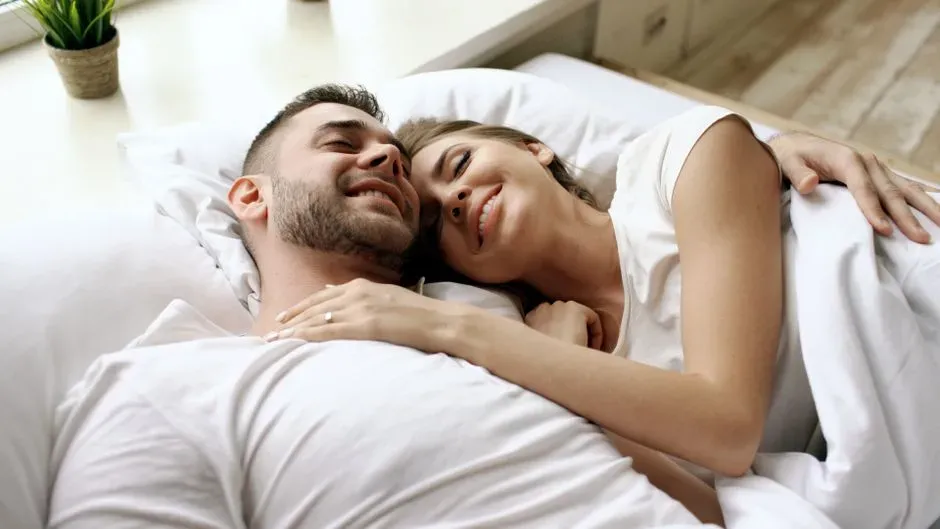 Sensory Processing: Why Some Brains Love Touch in Bed and Others Get Overloaded (Image Credits: Pexels)