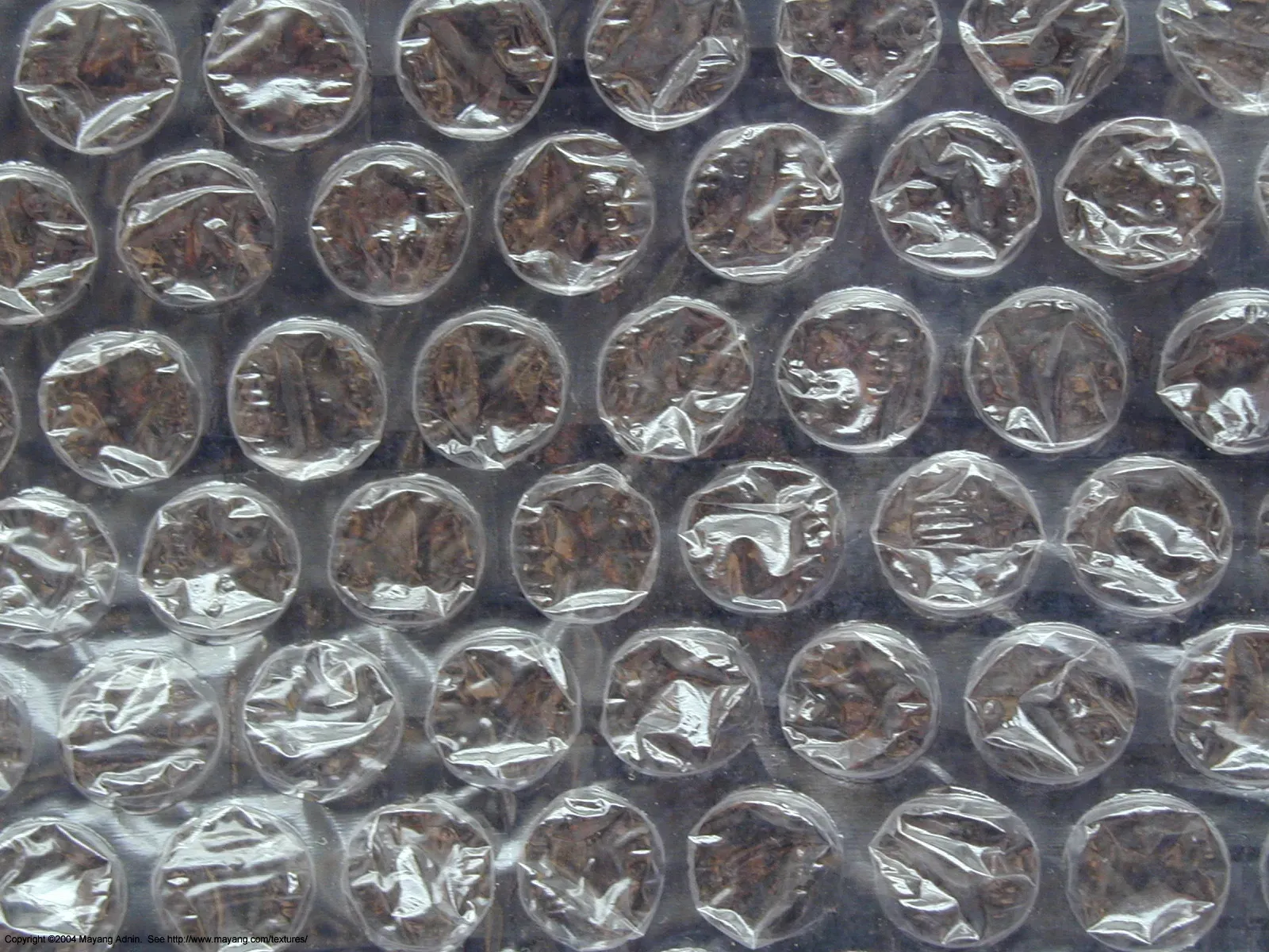 Bubble Wrap: The Wallpaper That Nobody Wanted (Image Credits: Wikimedia)